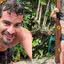 Thiago Martins fez vídeo durante banho